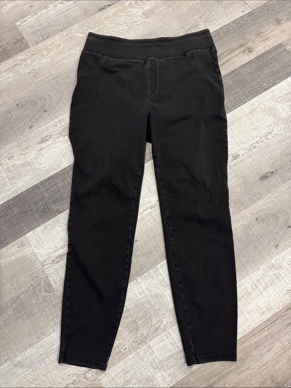 Medium Color Black Pull-On Slim Leg Pants